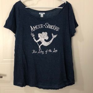 Old Navy Xl T-shirt